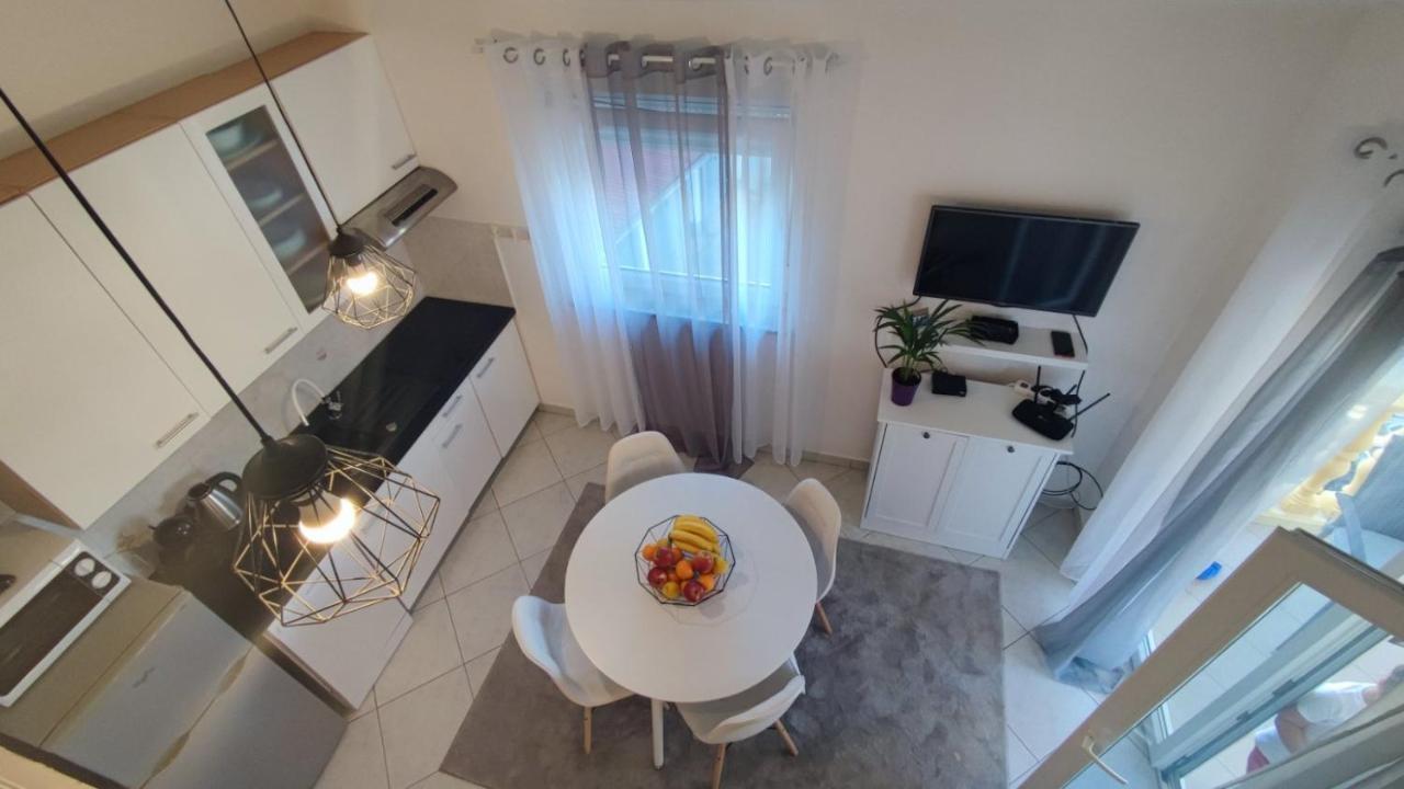 Apartman Lino Medulin Exterior photo